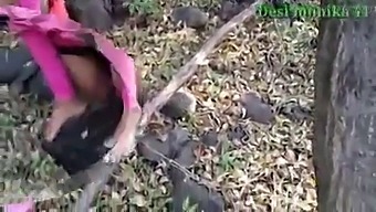 Desi Girlfriend Gets Pounded In The Jungle