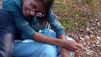 Compilation Of Desi Sex Scenes With College Students In The Great Outdoors