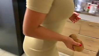 Sister And Stepbrother Have Passionate Sex In The Kitchen