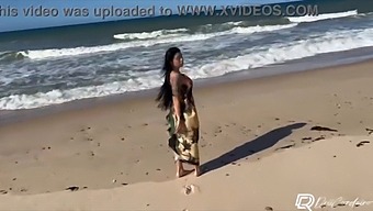 Amateur Couple'S Outdoor Encounter Leads To Unprotected Sex On The Beach