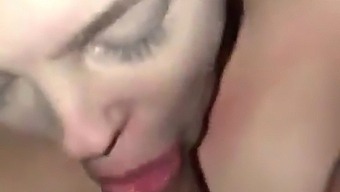Gorgeous Girlfriend'S Oral Skills Will Leave You Breathless