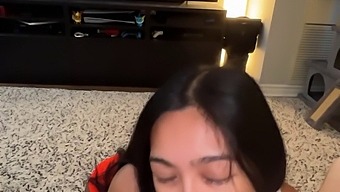 Exclusive Amateur Video Of A Slutty Filipina Hooters Waitress Getting Fucked Hard!