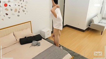 I Greeted My Stepbro With A Blowjob And Became His Ejaculation Destination